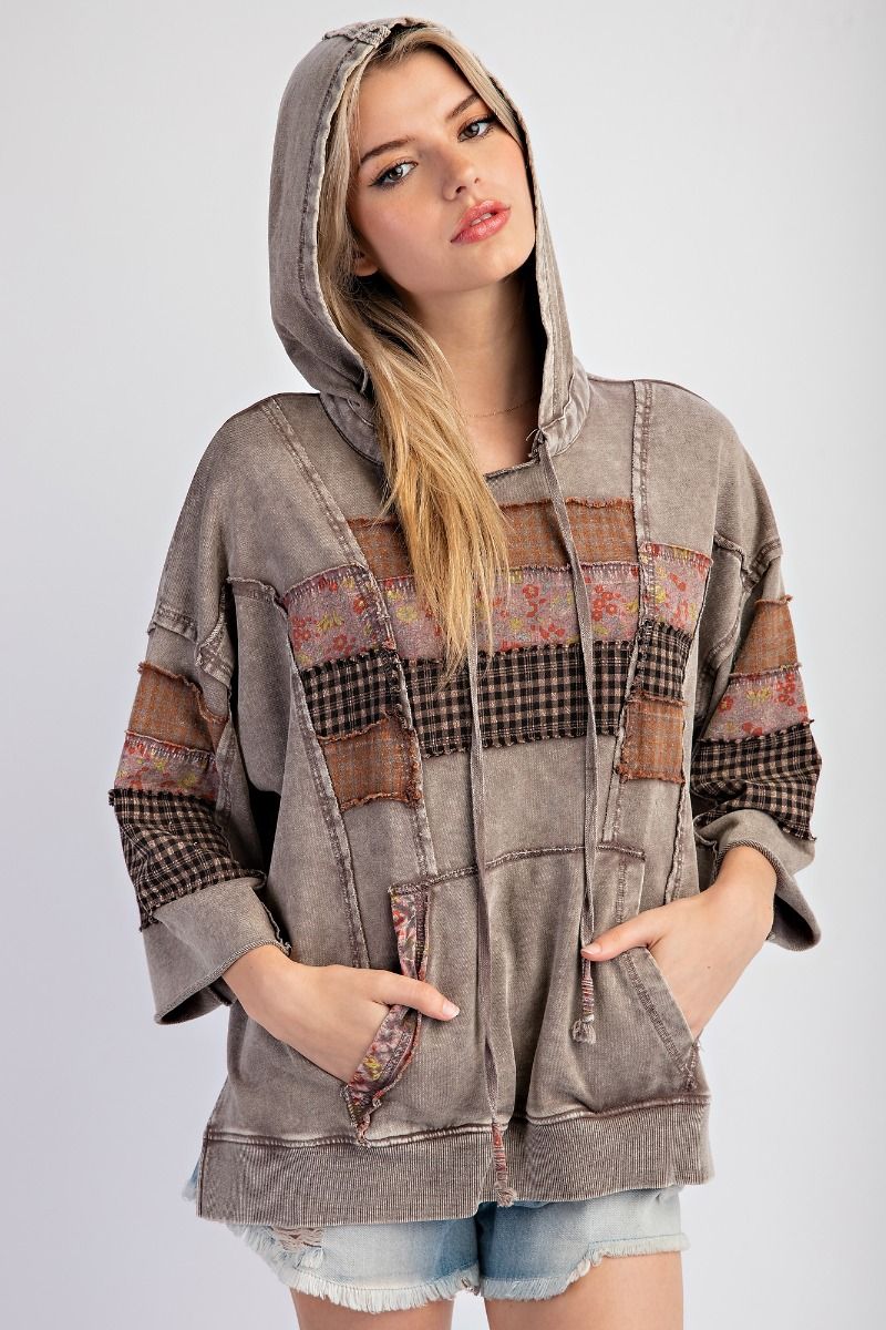 -Mixed pricing & mineral washed pullover hoodie
-3/4