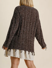 Muddy Waters Cable Knit Pullover Sweater w/Frayed Hem